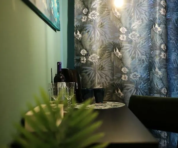 아파트 Aldo Center *