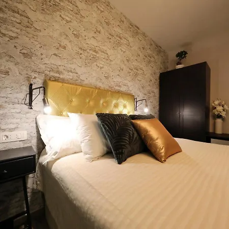 Aldo Center Apartman *