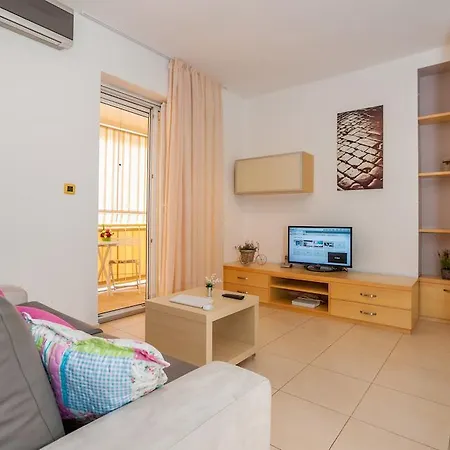 Appartement Aldo Center *