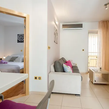 Appartement Aldo Center *