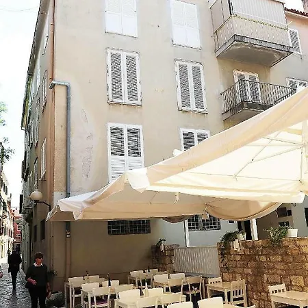 Aldo Center Apartman