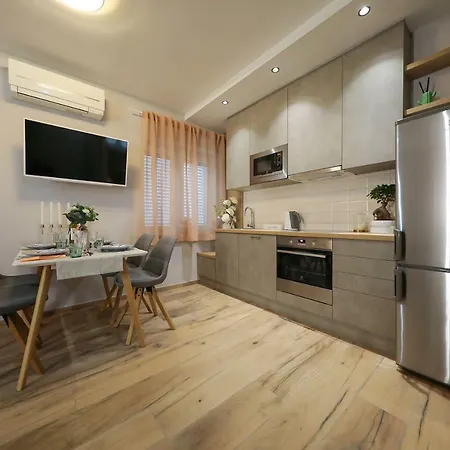 Aldo Center Appartement Zadar