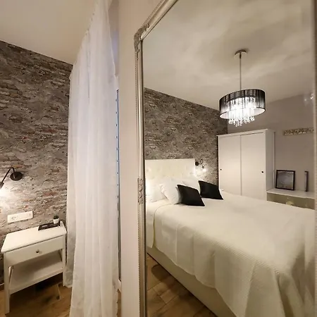 Aldo Center Apartman
