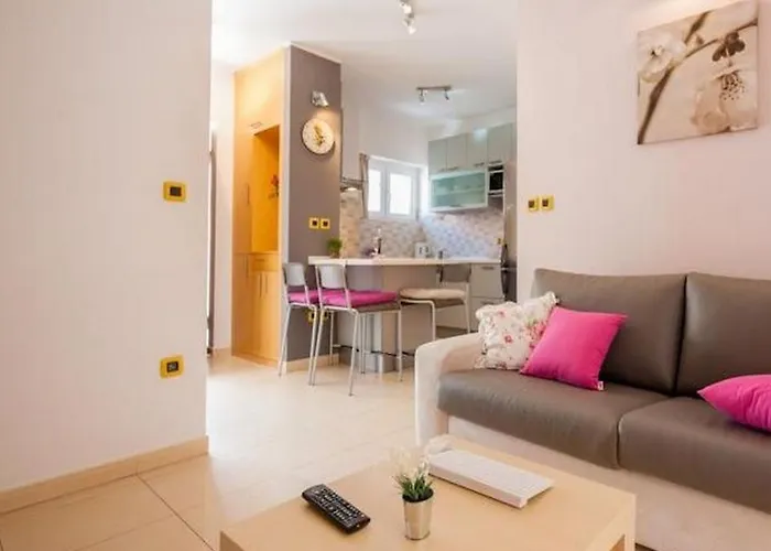 Aldo Center Apartment *