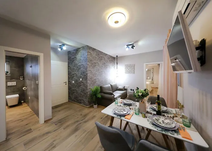 Aldo Center Apartment *